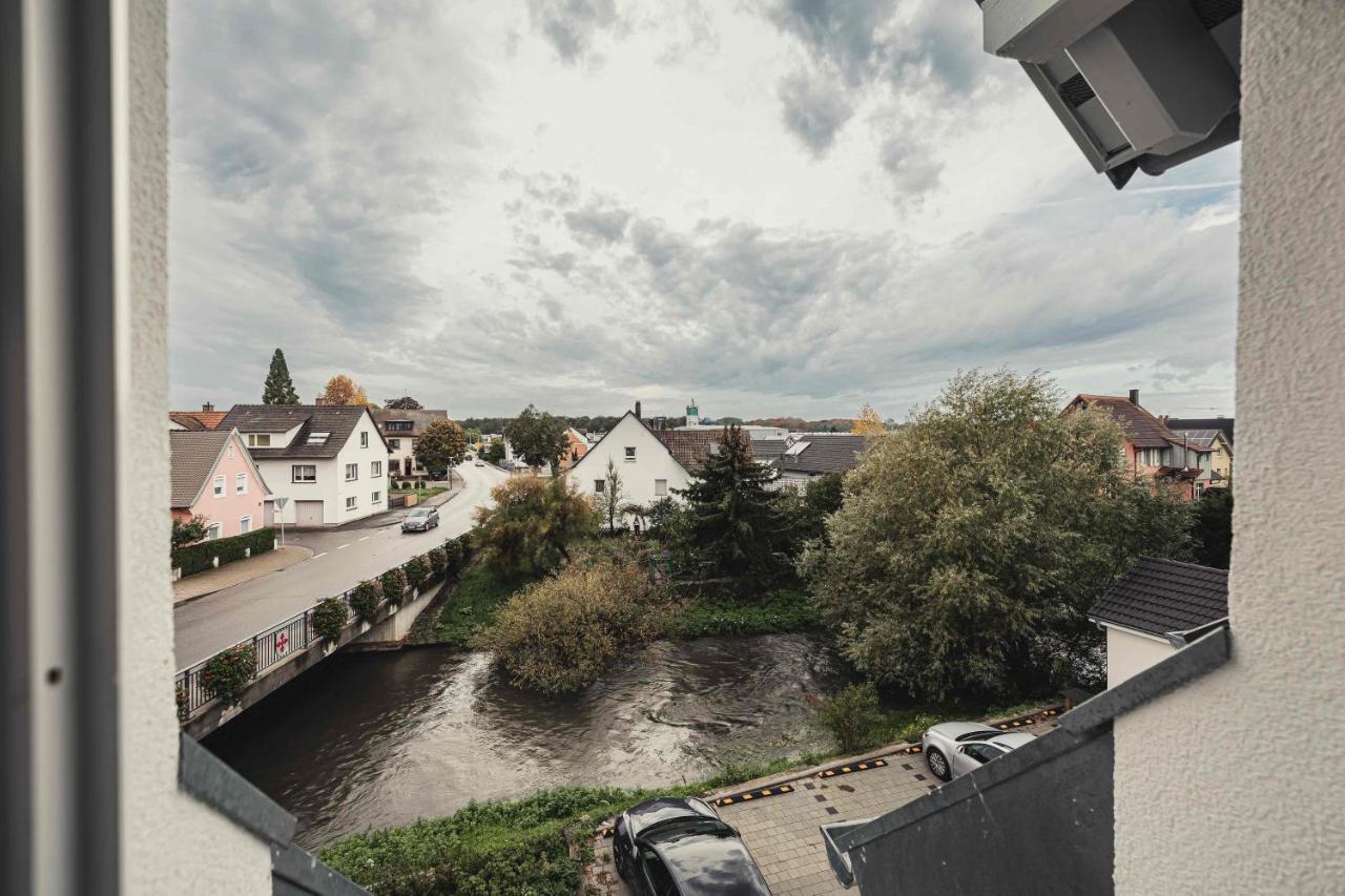 Ferienwohnungen Und Boardinghouse Heimbach In Renchen Exterior foto